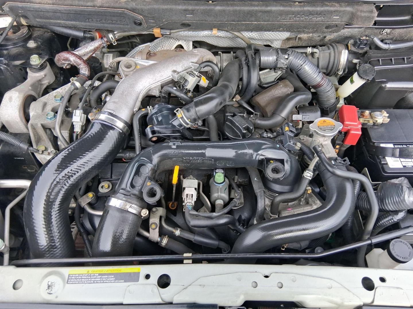 2014 Sapphire Black /Black Nissan Juke SV (JN8AF5MV9ET) with an 1.6L I-4 gasoline direct injection engine, located at 1865 W 2nd St., Xenia, OH, 45385, (937) 372-7777, 39.681259, -83.961945 - Photo#10