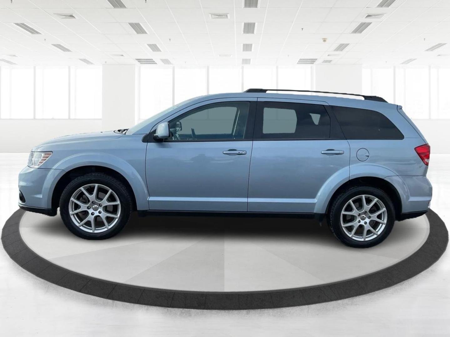 2013 Fathom Blue Pearlcoat /Black Dodge Journey SXT (3C4PDCBG8DT) , located at 1865 W 2nd St., Xenia, OH, 45385, (937) 372-7777, 39.681259, -83.961945 - Photo#7