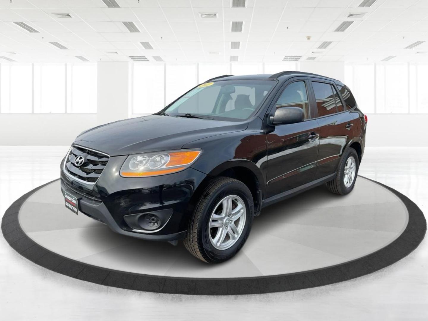 2011 Phantom Black Metallic /Grey Hyundai Santa Fe GLS (5XYZGDAB4BG) with an 2.4L I-4 DOHC engine, located at 1865 W 2nd St., Xenia, OH, 45385, (937) 372-7777, 39.681259, -83.961945 - Photo#1