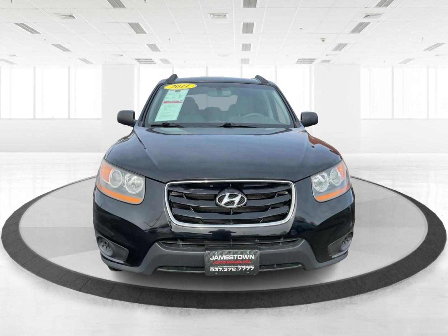 2011 Phantom Black Metallic /Grey Hyundai Santa Fe GLS (5XYZGDAB4BG) with an 2.4L I-4 DOHC engine, located at 1865 W 2nd St., Xenia, OH, 45385, (937) 372-7777, 39.681259, -83.961945 - Photo#2