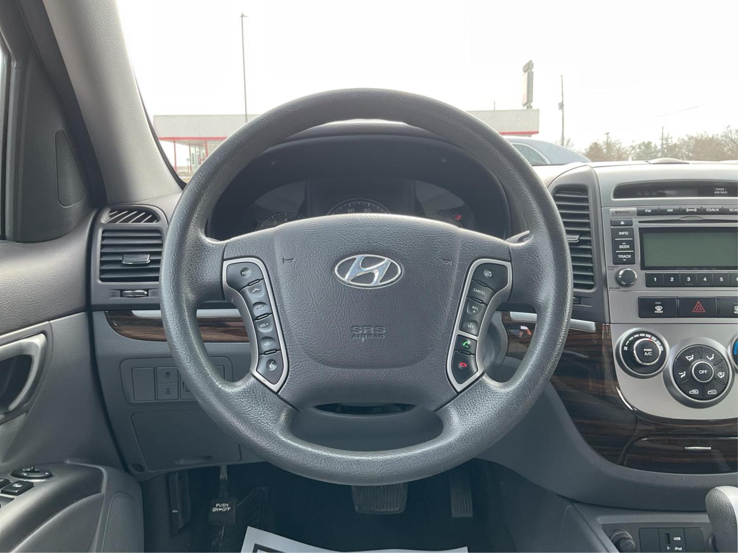 2011 Phantom Black Metallic /Grey Hyundai Santa Fe GLS (5XYZGDAB4BG) with an 2.4L I-4 DOHC engine, located at 1865 W 2nd St., Xenia, OH, 45385, (937) 372-7777, 39.681259, -83.961945 - Photo#14