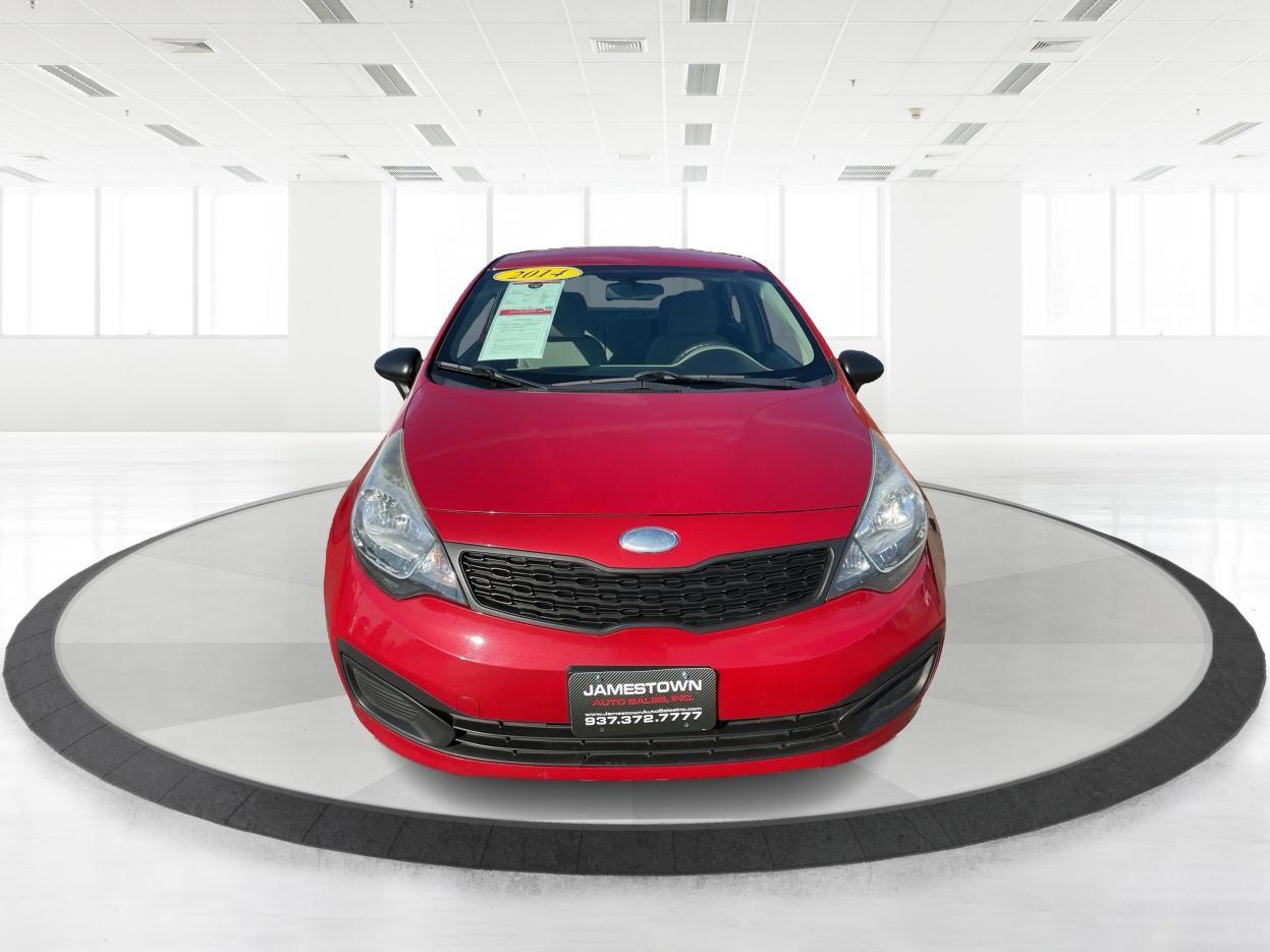 2014 Signal Red /Black/ Tan Kia Rio LX (KNADM4A31E6) with an 1.6L I-4 gasoline direct injection engine, located at 1865 W 2nd St., Xenia, OH, 45385, (937) 372-7777, 39.681259, -83.961945 - Photo#2