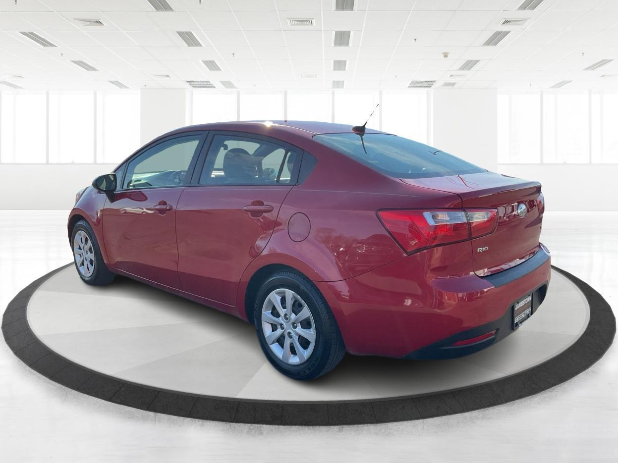 2014 Signal Red /Black/ Tan Kia Rio LX (KNADM4A31E6) with an 1.6L I-4 gasoline direct injection engine, located at 1865 W 2nd St., Xenia, OH, 45385, (937) 372-7777, 39.681259, -83.961945 - Photo#6