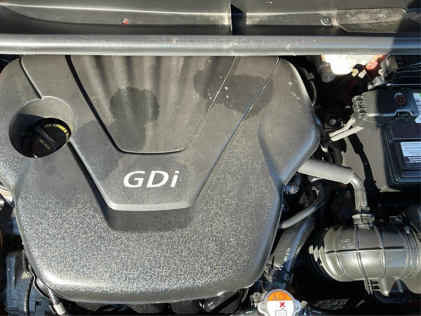 2014 Signal Red /Black/ Tan Kia Rio LX (KNADM4A31E6) with an 1.6L I-4 gasoline direct injection engine, located at 1865 W 2nd St., Xenia, OH, 45385, (937) 372-7777, 39.681259, -83.961945 - Photo#10