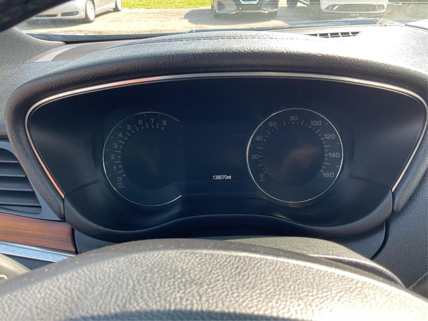 2017 Midnight Sapphire Blue Metallic /Black Lincoln MKC Select (5LMCJ2C92HU) with an 2L I-4 gasoline direct injection engine, Automatic transmission, located at 1865 W 2nd St., Xenia, OH, 45385, (937) 372-7777, 39.681259, -83.961945 - Photo#14