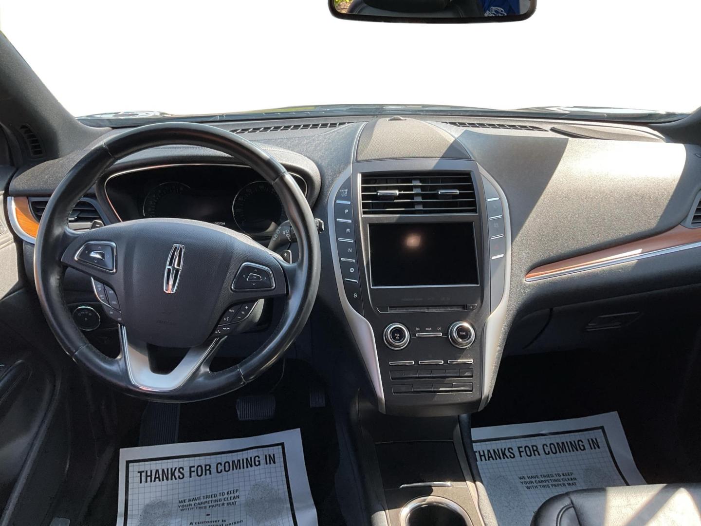 2017 Midnight Sapphire Blue Metallic /Black Lincoln MKC Select (5LMCJ2C92HU) with an 2L I-4 gasoline direct injection engine, Automatic transmission, located at 1865 W 2nd St., Xenia, OH, 45385, (937) 372-7777, 39.681259, -83.961945 - Photo#20