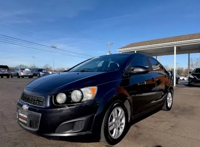 2013 Chevrolet Sonic LT Auto Sedan (1G1JC5SB6D4) with an 1.4L L4 DOHC 24V TURBO engine, 6-Speed Automatic transmission, located at 1865 W 2nd St., Xenia, OH, 45385, (937) 372-7777, 39.681259, -83.961945 - ### Elevate Your Daily Drive with the 2013 Chevrolet Sonic LT at Jamestown Auto Sales<br /> <br /> Are you tired of your daily commute feeling mundane? Introducing the 2013 Chevrolet Sonic LT Auto Sedan-your ticket to an invigorating driving experience! Perfect for budget-conscious buyers and commut - Photo#1