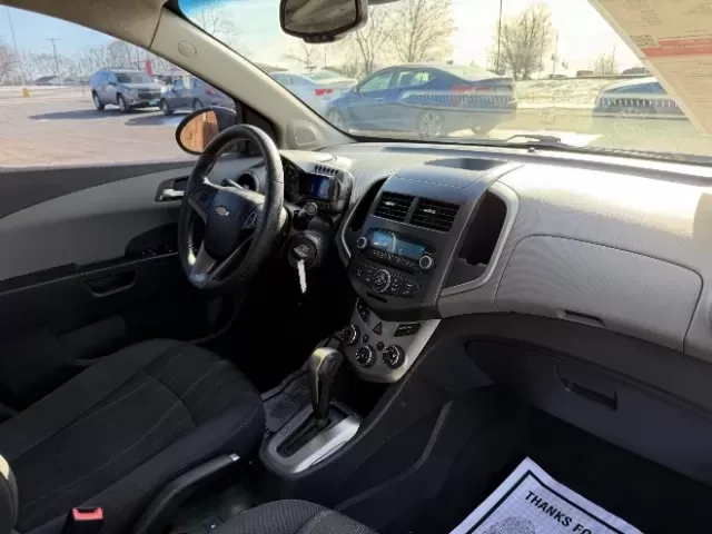 2013 Chevrolet Sonic LT Auto Sedan (1G1JC5SB6D4) with an 1.4L L4 DOHC 24V TURBO engine, 6-Speed Automatic transmission, located at 1865 W 2nd St., Xenia, OH, 45385, (937) 372-7777, 39.681259, -83.961945 - ### Elevate Your Daily Drive with the 2013 Chevrolet Sonic LT at Jamestown Auto Sales<br /> <br /> Are you tired of your daily commute feeling mundane? Introducing the 2013 Chevrolet Sonic LT Auto Sedan-your ticket to an invigorating driving experience! Perfect for budget-conscious buyers and commut - Photo#8