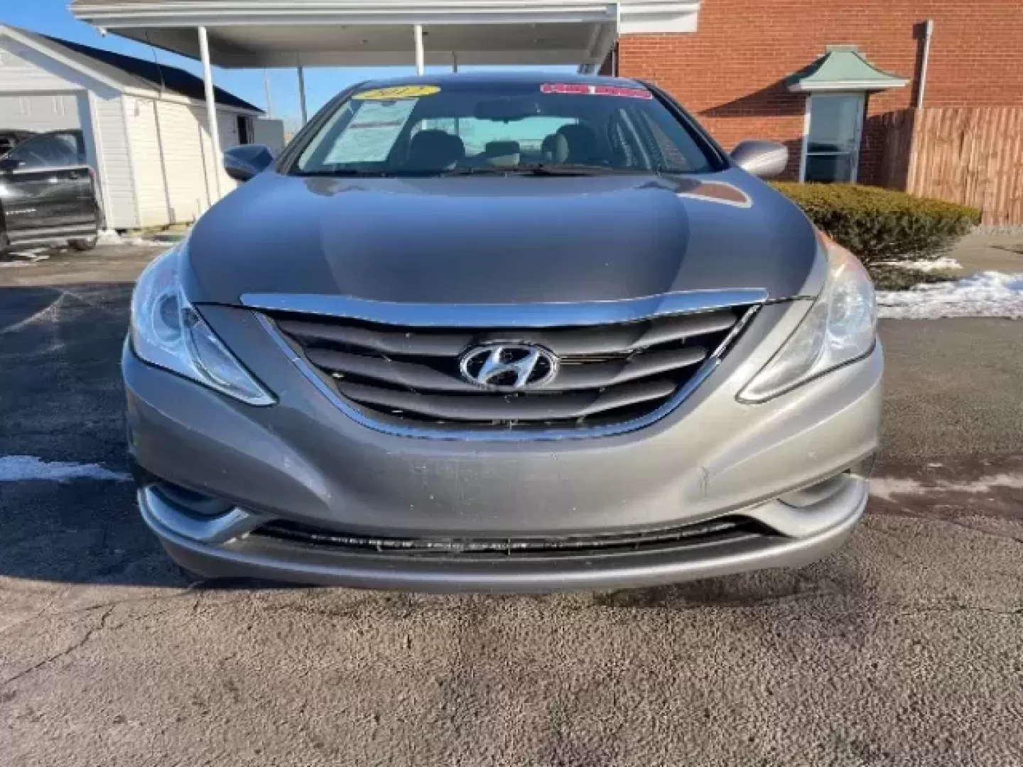 2012 Hyundai Sonata GLS Auto (5NPEB4AC7CH) with an 2.4L L4 DOHC 16V engine, 6-Speed Automatic transmission, located at 1865 W 2nd St., Xenia, OH, 45385, (937) 372-7777, 39.681259, -83.961945 - 2012 Hyundai Sonata GLS Auto - Photo#5