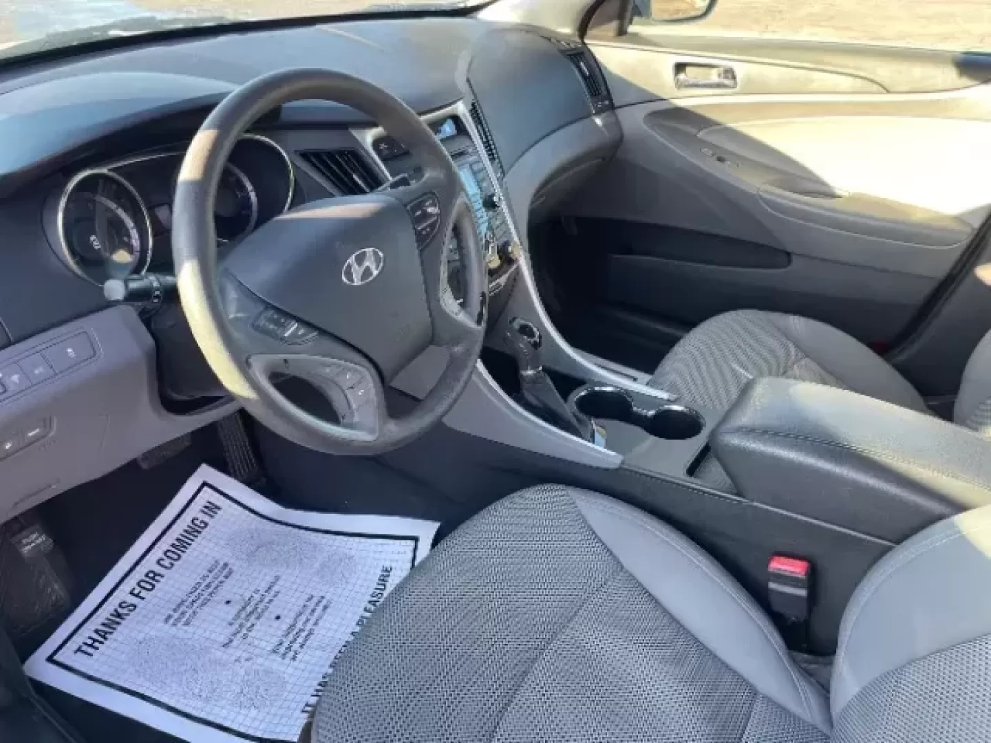2012 Hyundai Sonata GLS Auto (5NPEB4AC7CH) with an 2.4L L4 DOHC 16V engine, 6-Speed Automatic transmission, located at 1865 W 2nd St., Xenia, OH, 45385, (937) 372-7777, 39.681259, -83.961945 - 2012 Hyundai Sonata GLS Auto - Photo#7