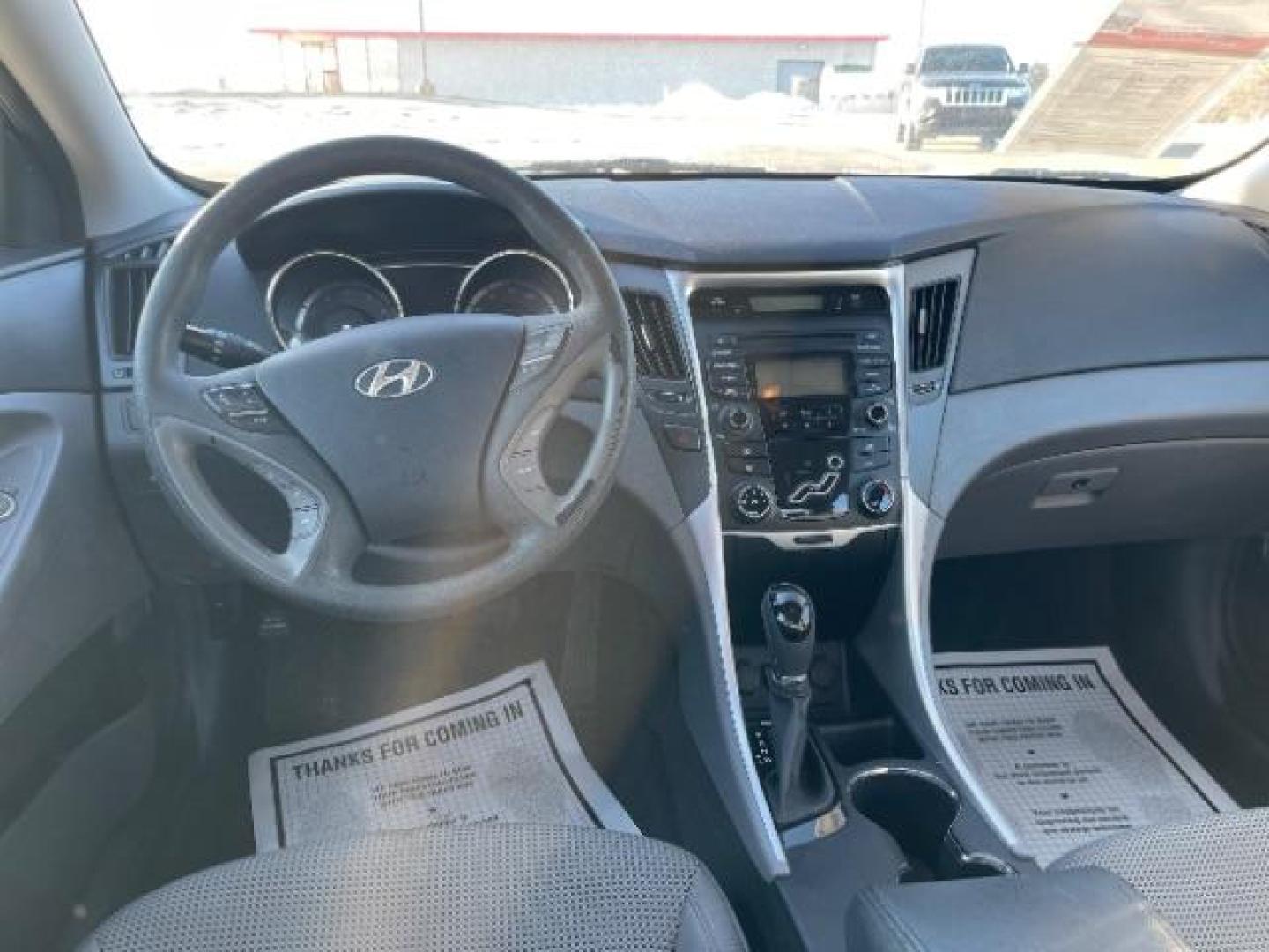 2012 Hyundai Sonata GLS Auto (5NPEB4AC7CH) with an 2.4L L4 DOHC 16V engine, 6-Speed Automatic transmission, located at 1865 W 2nd St., Xenia, OH, 45385, (937) 372-7777, 39.681259, -83.961945 - 2012 Hyundai Sonata GLS Auto - Photo#6