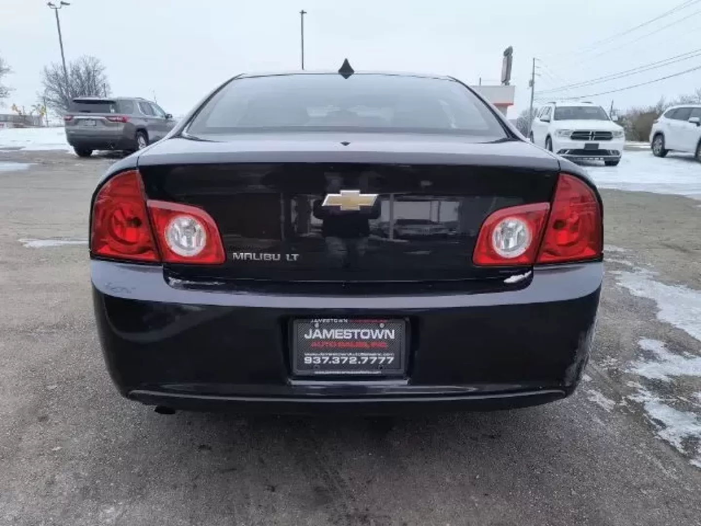 2012 Chevrolet Malibu 1LT (1G1ZC5E04CF) with an 2.4L L4 DOHC 16V engine, 6-Speed Automatic transmission, located at 1865 W 2nd St., Xenia, OH, 45385, (937) 372-7777, 39.681259, -83.961945 - 2012 Chevrolet Malibu 1LT - Photo#6