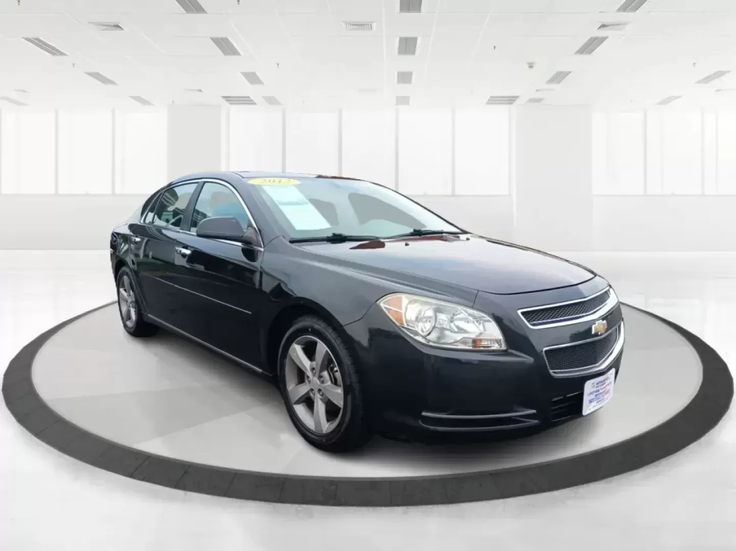 2012 Chevrolet Malibu 1LT (1G1ZC5E04CF) with an 2.4L L4 DOHC 16V engine, 6-Speed Automatic transmission, located at 1865 W 2nd St., Xenia, OH, 45385, (937) 372-7777, 39.681259, -83.961945 - 2012 Chevrolet Malibu 1LT - Photo#14