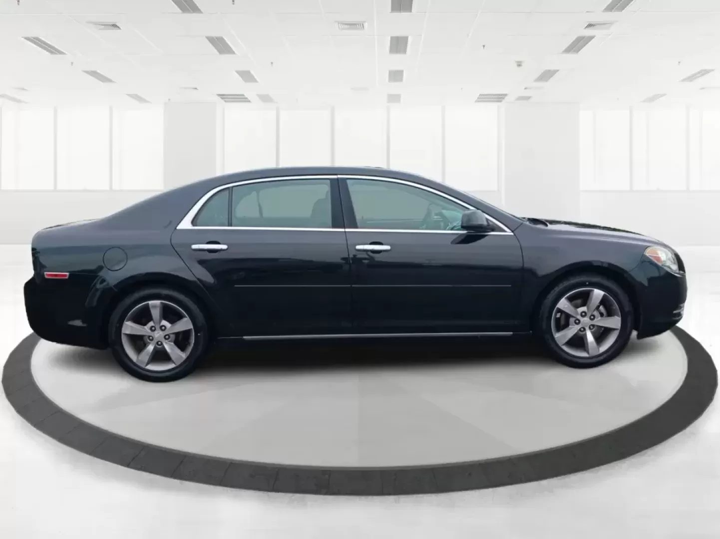 2012 Chevrolet Malibu 1LT (1G1ZC5E04CF) with an 2.4L L4 DOHC 16V engine, 6-Speed Automatic transmission, located at 1865 W 2nd St., Xenia, OH, 45385, (937) 372-7777, 39.681259, -83.961945 - 2012 Chevrolet Malibu 1LT - Photo#15