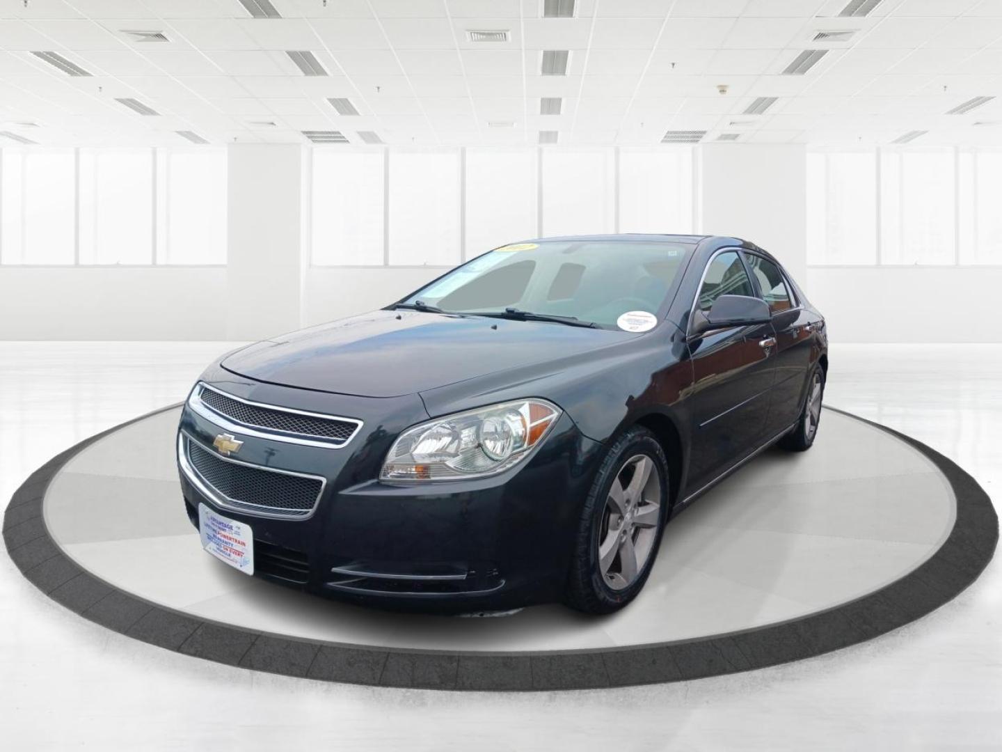 2012 Chevrolet Malibu 1LT (1G1ZC5E04CF) with an 2.4L L4 DOHC 16V engine, 6-Speed Automatic transmission, located at 1865 W 2nd St., Xenia, OH, 45385, (937) 372-7777, 39.681259, -83.961945 - 2012 Chevrolet Malibu 1LT - Photo#6