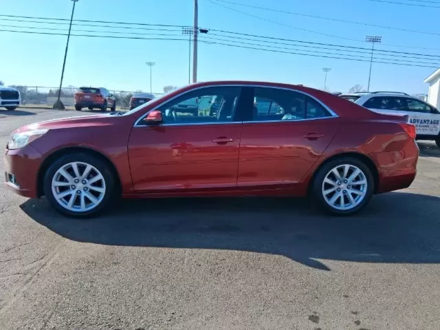 2014 Chevrolet Malibu 2LT (1G11E5SL4EF) with an 2.5L L4 DOHC 16V engine, 6-Speed Automatic transmission, located at 1865 W 2nd St., Xenia, OH, 45385, (937) 372-7777, 39.681259, -83.961945 - 2014 Chevrolet Malibu 2LT - Photo#3
