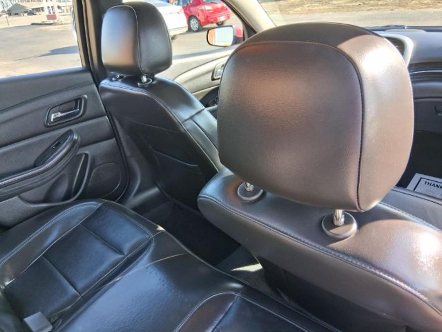 2014 Chevrolet Malibu 2LT (1G11E5SL4EF) with an 2.5L L4 DOHC 16V engine, 6-Speed Automatic transmission, located at 1865 W 2nd St., Xenia, OH, 45385, (937) 372-7777, 39.681259, -83.961945 - 2014 Chevrolet Malibu 2LT - Photo#22