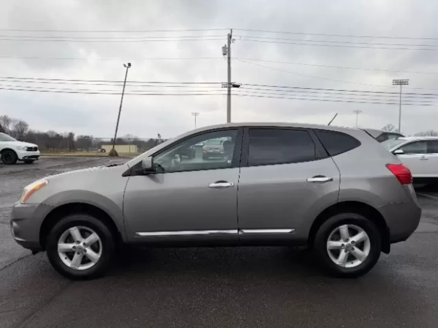 2013 Platinum Graphite Metallic Nissan Rogue S (JN8AS5MV3DW) with an 2.5L I-4 DOHC engine, located at 1865 W 2nd St., Xenia, OH, 45385, (937) 372-7777, 39.681259, -83.961945 - Photo#15
