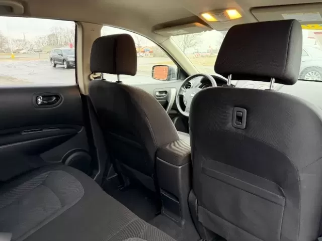 2013 Nissan Rogue S (JN8AS5MV3DW) with an 2.5L I-4 DOHC engine, located at 1865 W 2nd St., Xenia, OH, 45385, (937) 372-7777, 39.681259, -83.961945 - **Explore the Open Road with the 2013 Nissan Rogue at Jamestown Auto Sales!**<br /> <br /> Are you in search of the perfect vehicle that seamlessly fits into your active lifestyle? Look no further than the 2013 Nissan Rogue, available now at Jamestown Auto Sales in Xenia, OH. This versatile SUV is d - Photo#10