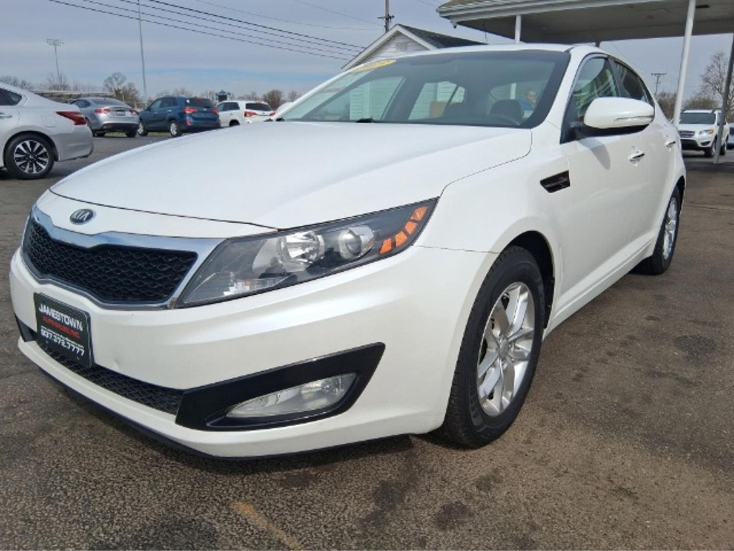 2013 Kia Optima LX (KNAGM4A71D5) with an 2.4L I-4 gasoline direct injection engine, located at 1865 W 2nd St., Xenia, OH, 45385, (937) 372-7777, 39.681259, -83.961945 - 2013 Kia Optima LX - Photo#12