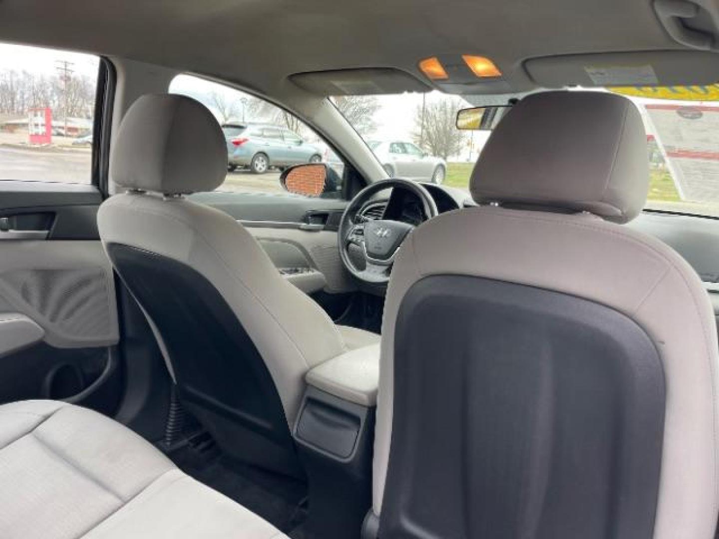2018 Hyundai Elantra SEL (5NPD84LF8JH) with an Nu 2L I-4 DOHC engine, located at 1865 W 2nd St., Xenia, OH, 45385, (937) 372-7777, 39.681259, -83.961945 - 2018 Hyundai Elantra SEL - Photo#9