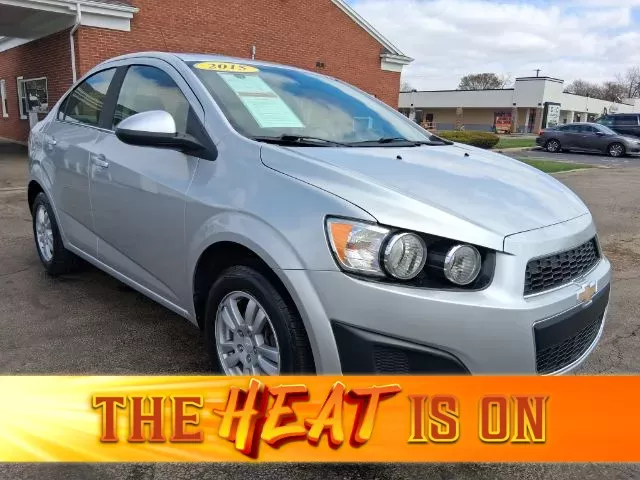 photo of 2015 Chevrolet Sonic LT Auto