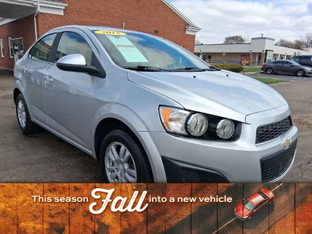 photo of 2015 Chevrolet Sonic LT Auto