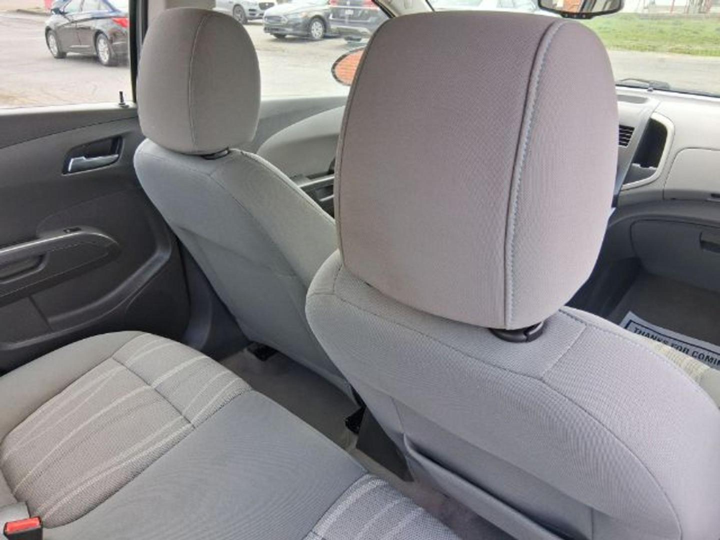 2015 Silver Ice Metallic Chevrolet Sonic LT Auto (1G1JC5SG7F4) with an ECOTEC 1.4L I-4 DOHC engine, located at 1865 W 2nd St., Xenia, OH, 45385, (937) 372-7777, 39.681259, -83.961945 - Photo#10