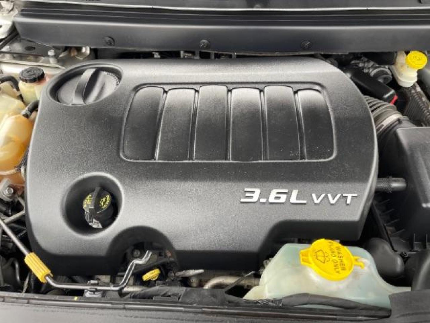 2014 Dodge Journey Limited (3C4PDCDG0ET) with an 3.6L V-6 DOHC engine, located at 1865 W 2nd St., Xenia, OH, 45385, (937) 372-7777, 39.681259, -83.961945 - 2014 Dodge Journey Limited - Photo#12