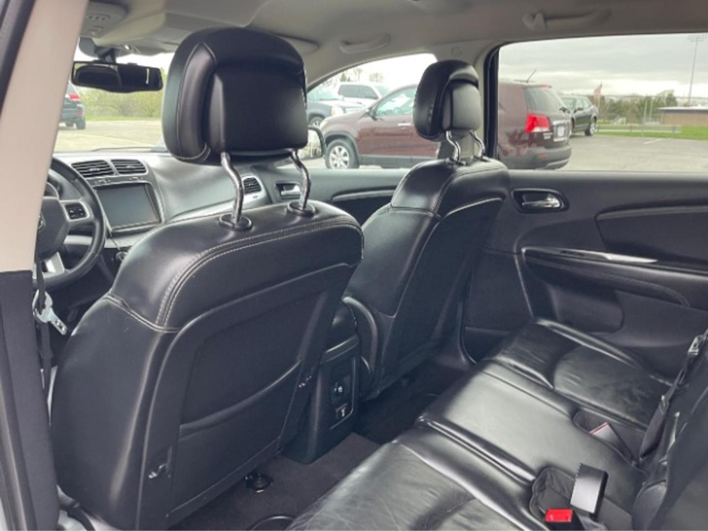 2014 Dodge Journey Limited (3C4PDCDG0ET) with an 3.6L V-6 DOHC engine, located at 1865 W 2nd St., Xenia, OH, 45385, (937) 372-7777, 39.681259, -83.961945 - 2014 Dodge Journey Limited - Photo#21