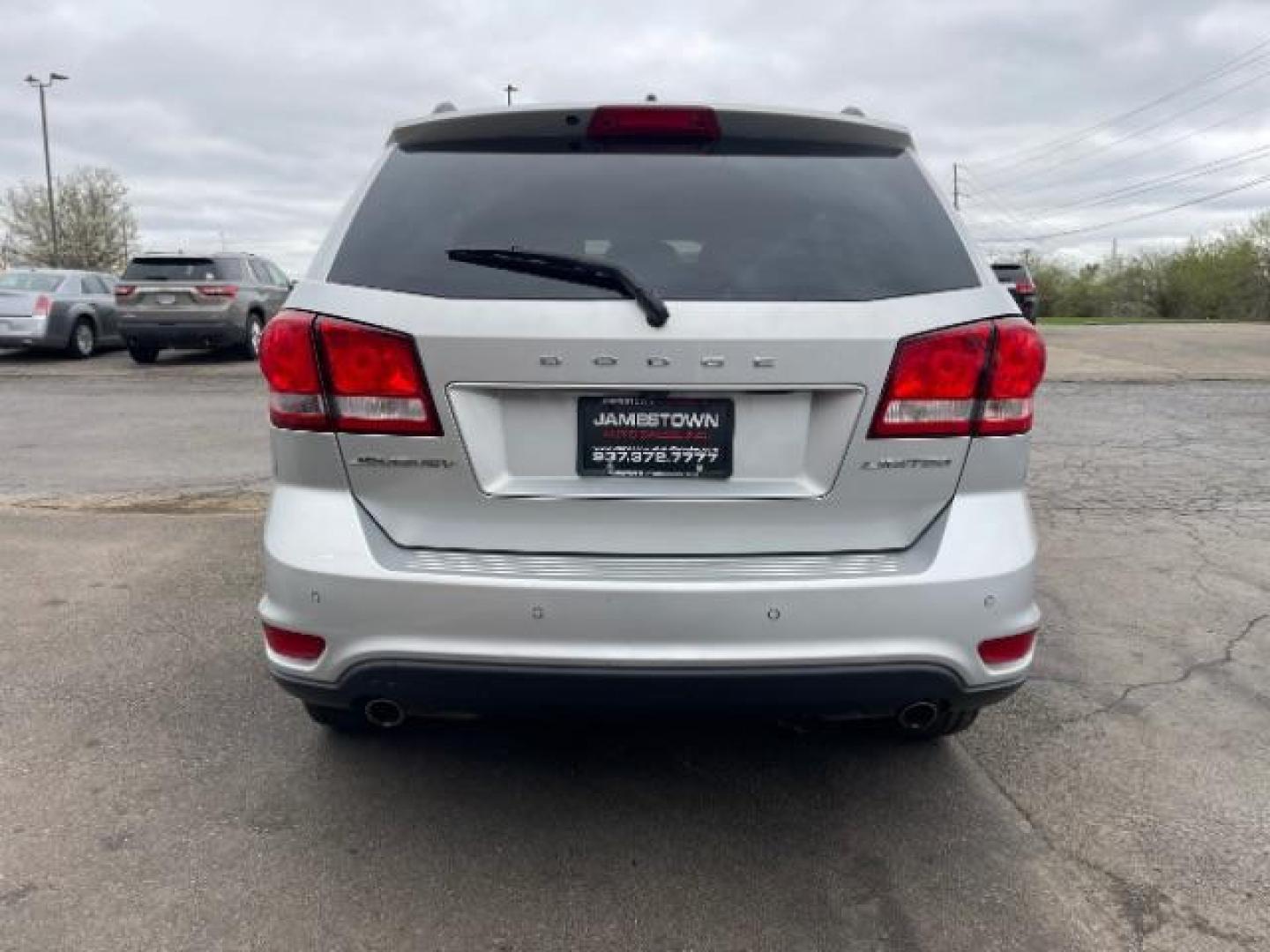 2014 Dodge Journey Limited (3C4PDCDG0ET) with an 3.6L V-6 DOHC engine, located at 1865 W 2nd St., Xenia, OH, 45385, (937) 372-7777, 39.681259, -83.961945 - 2014 Dodge Journey Limited - Photo#5
