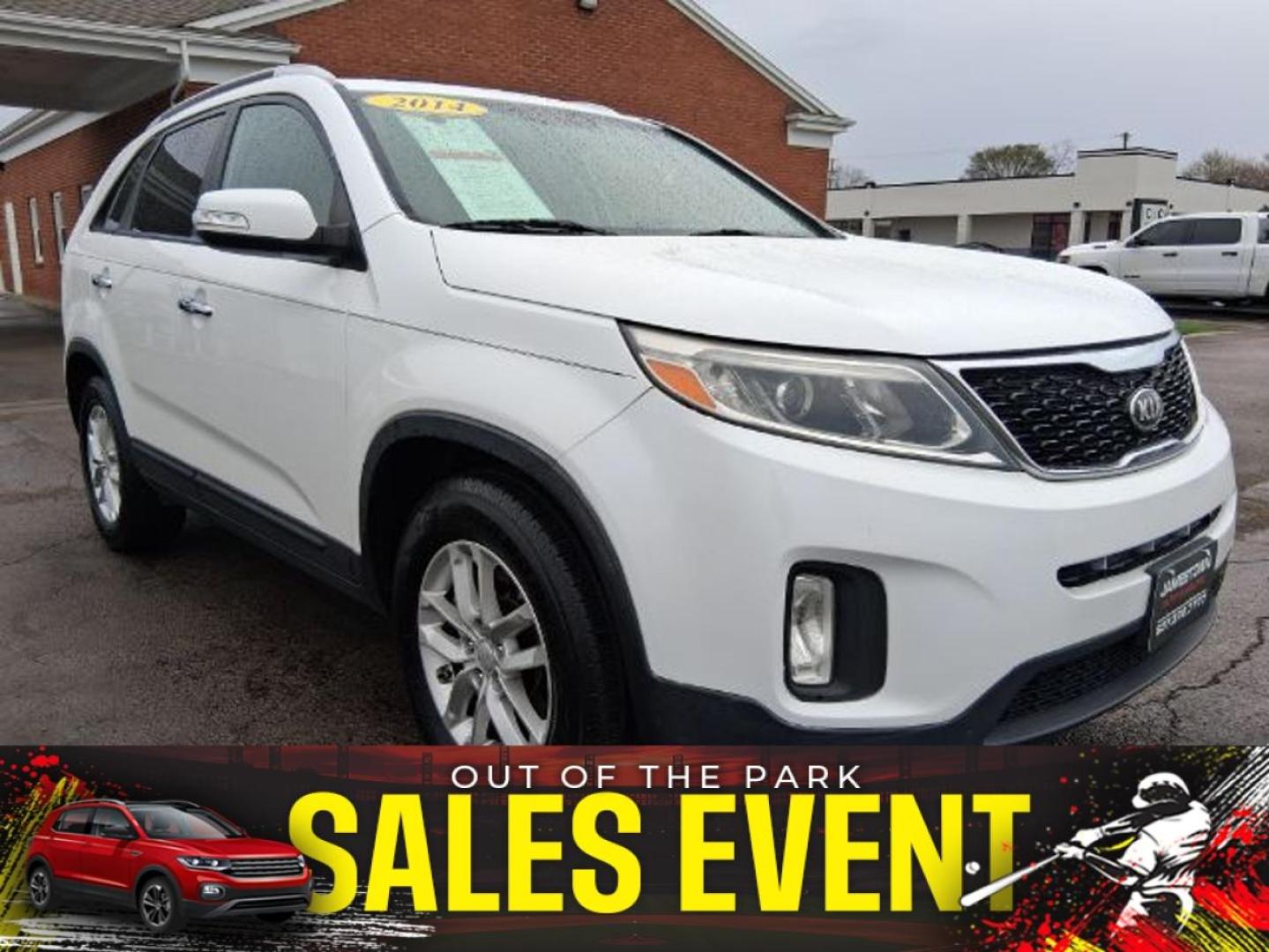 2014 Kia Sorento LX 2WD (5XYKT4A60EG) with an 2.4L L4 DOHC 16V engine, 6-Speed Automatic transmission, located at 1865 W 2nd St., Xenia, OH, 45385, (937) 372-7777, 39.681259, -83.961945 - 2014 Kia Sorento LX 2WD - Photo#0