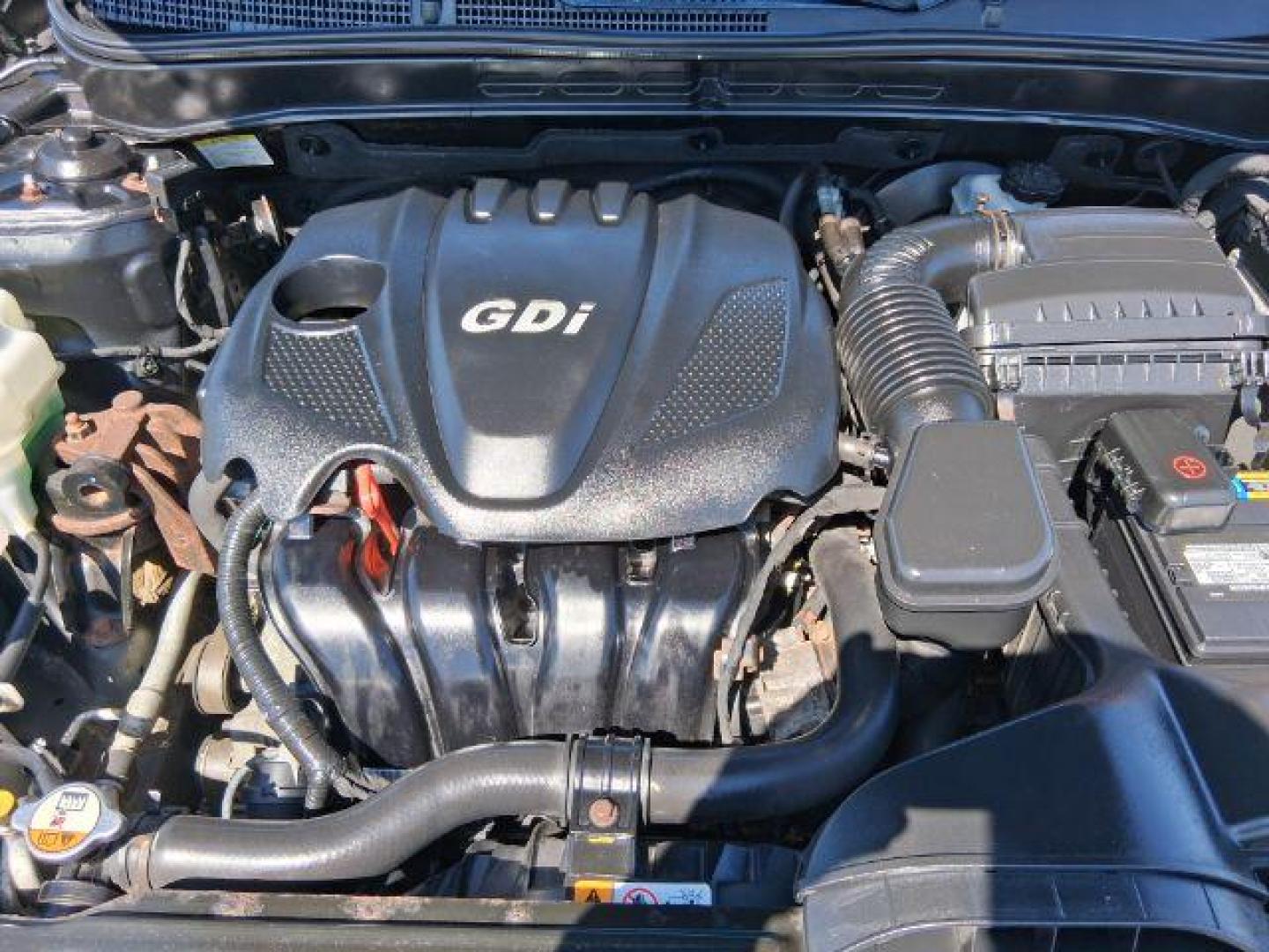 2013 Hyundai Sonata GLS (5NPEB4AC7DH) with an 2.4L L4 DOHC 16V engine, 6-Speed Automatic transmission, located at 1865 W 2nd St., Xenia, OH, 45385, (937) 372-7777, 39.681259, -83.961945 - 2013 Hyundai Sonata GLS - Photo#11