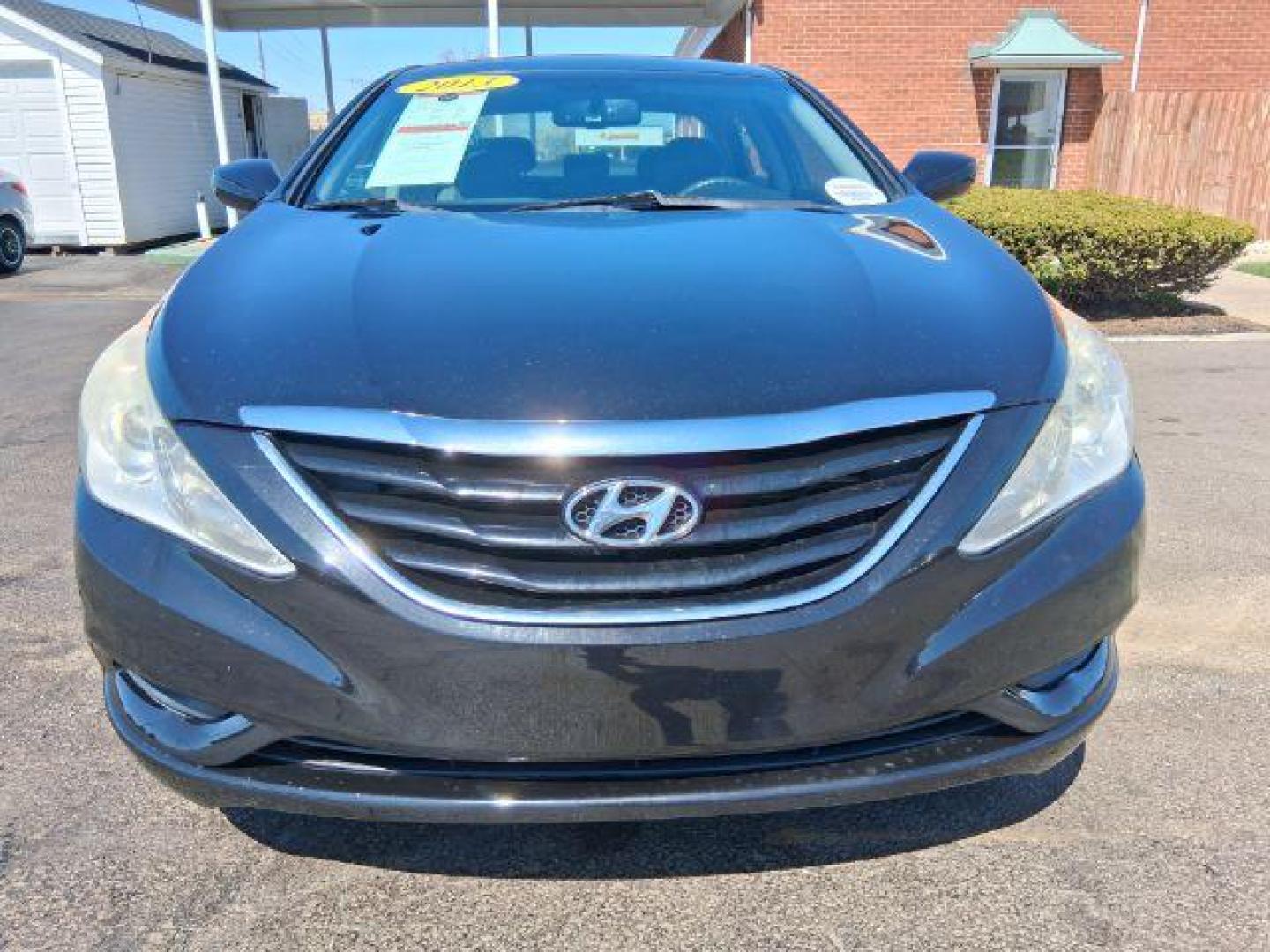 2013 Hyundai Sonata GLS (5NPEB4AC7DH) with an 2.4L L4 DOHC 16V engine, 6-Speed Automatic transmission, located at 1865 W 2nd St., Xenia, OH, 45385, (937) 372-7777, 39.681259, -83.961945 - 2013 Hyundai Sonata GLS - Photo#3