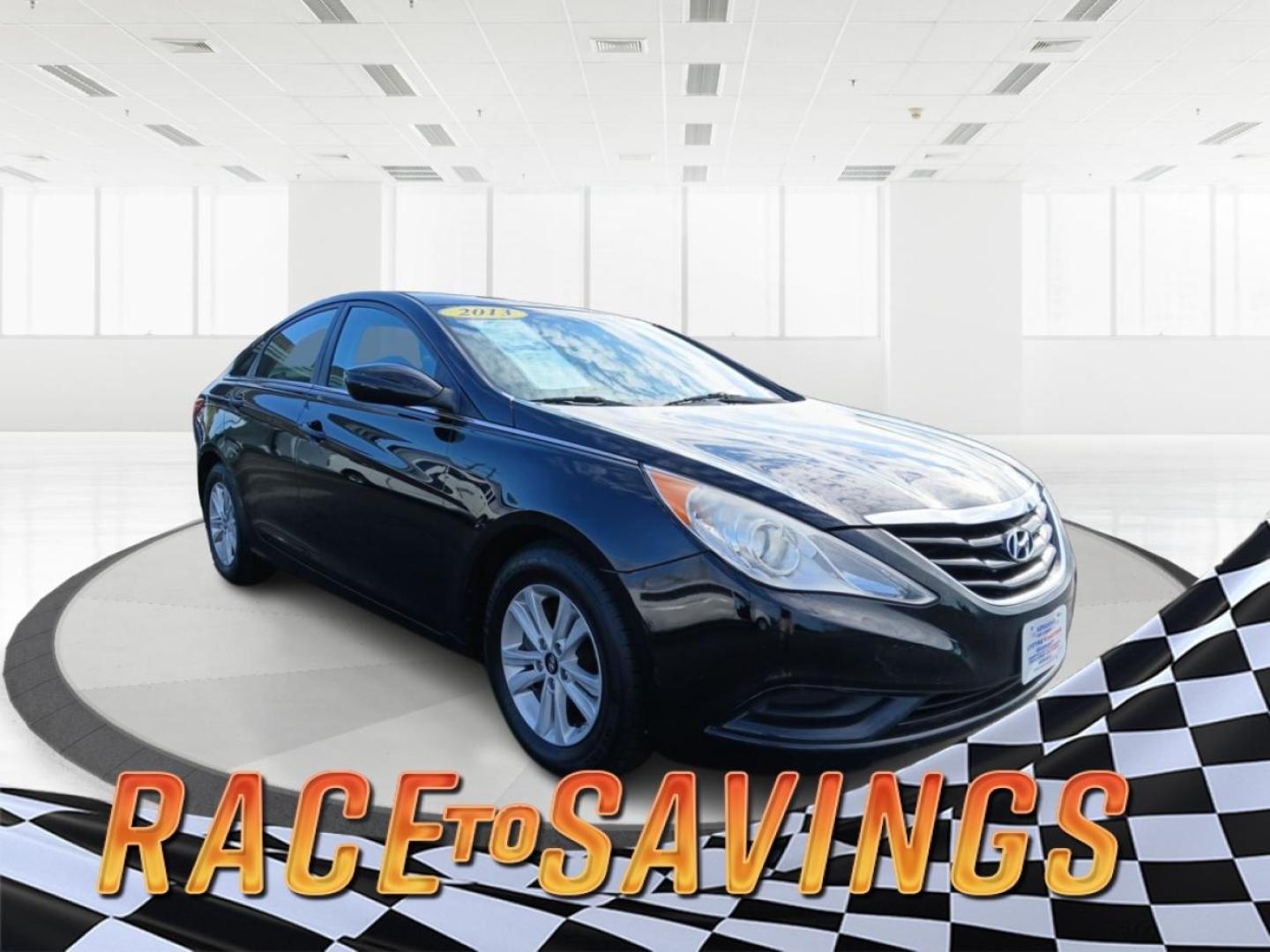 2013 Hyundai Sonata GLS (5NPEB4AC7DH) with an 2.4L L4 DOHC 16V engine, 6-Speed Automatic transmission, located at 1865 W 2nd St., Xenia, OH, 45385, (937) 372-7777, 39.681259, -83.961945 - 2013 Hyundai Sonata GLS - Photo#32