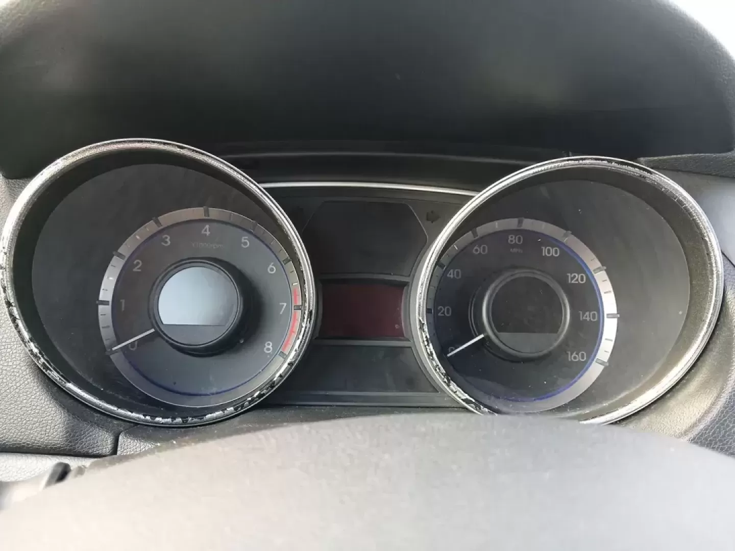 2013 Hyundai Sonata GLS (5NPEB4AC7DH) with an 2.4L L4 DOHC 16V engine, 6-Speed Automatic transmission, located at 1865 W 2nd St., Xenia, OH, 45385, (937) 372-7777, 39.681259, -83.961945 - Looking for the perfect sedan to elevate your daily commute or weekend adventures? Look no further than the 2013 Hyundai Sonata GLS, available now at Jamestown Auto Sales in Xenia, OH. This stylish and reliable vehicle embodies comfort and efficiency, making it an ideal choice for budget-conscious b - Photo#14