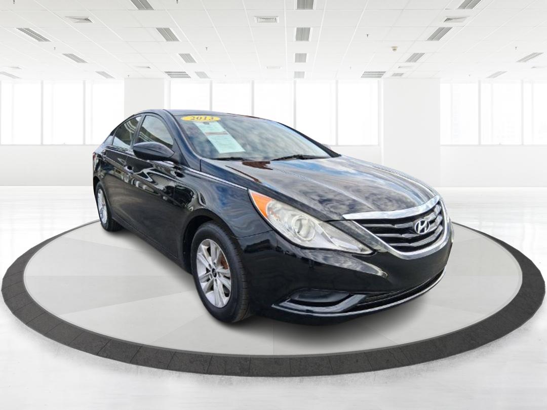 photo of Hyundai Sonata 2013