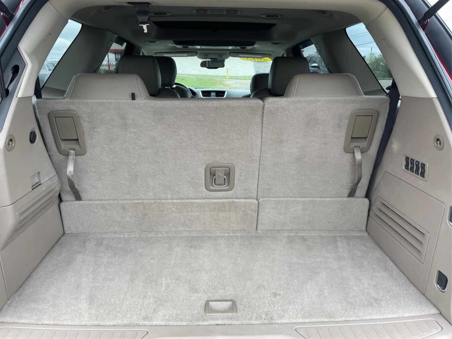2015 GMC Acadia Denali (1GKKVTKD9FJ) with an 3.6L V-6 gasoline direct injection engine, located at 1865 W 2nd St., Xenia, OH, 45385, (937) 372-7777, 39.681259, -83.961945 - 2015 GMC Acadia Denali - Photo#11
