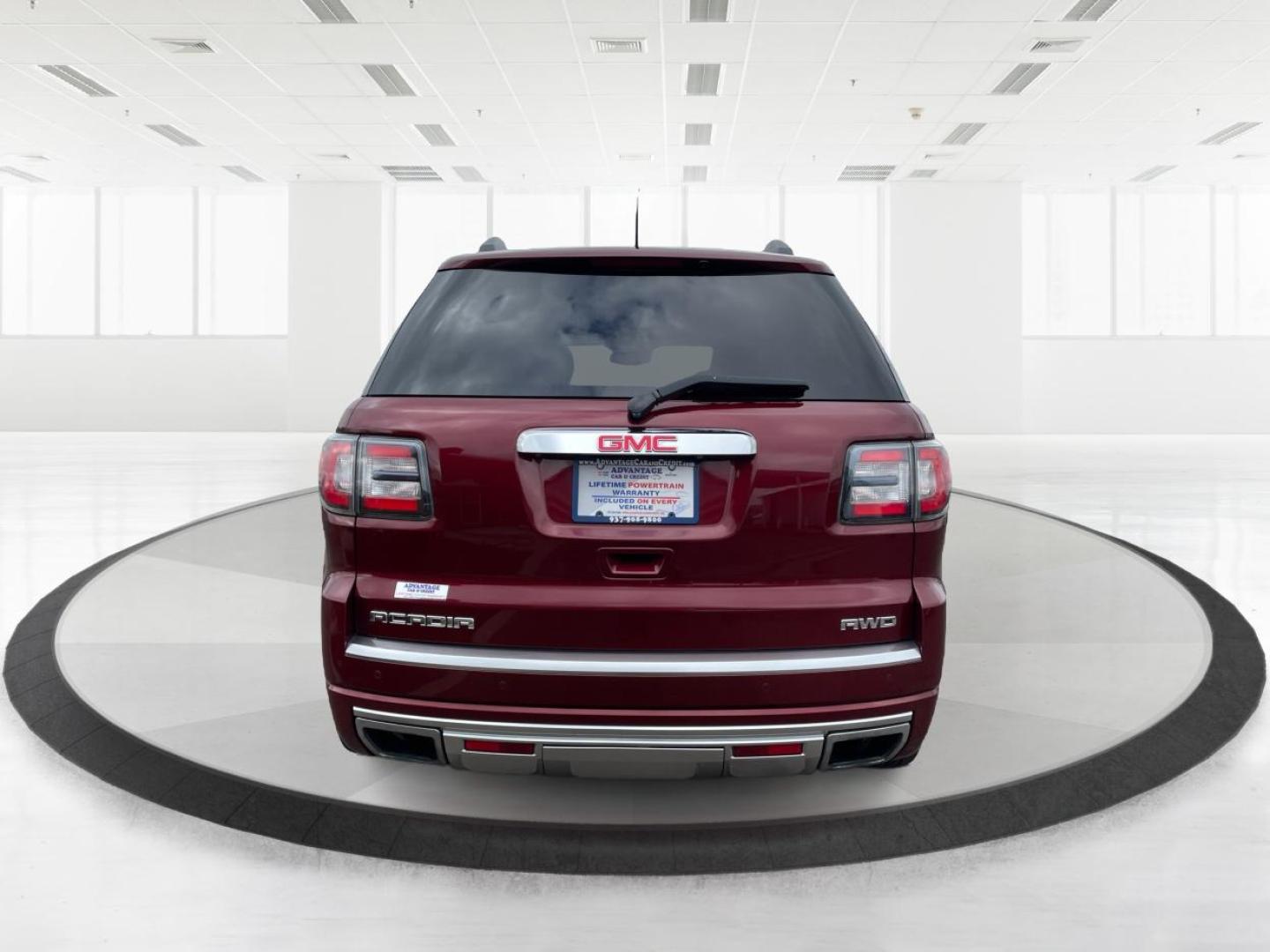 2015 GMC Acadia Denali (1GKKVTKD9FJ) with an 3.6L V-6 gasoline direct injection engine, located at 1865 W 2nd St., Xenia, OH, 45385, (937) 372-7777, 39.681259, -83.961945 - 2015 GMC Acadia Denali - Photo#3