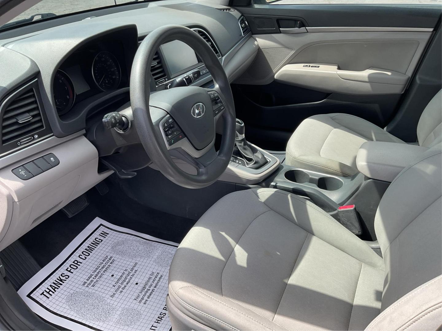 2017 Hyundai Elantra SE (5NPD84LF1HH) with an Nu 2L I-4 DOHC engine, located at 1865 W 2nd St., Xenia, OH, 45385, (937) 372-7777, 39.681259, -83.961945 - 2017 Hyundai Elantra SE - Photo#8