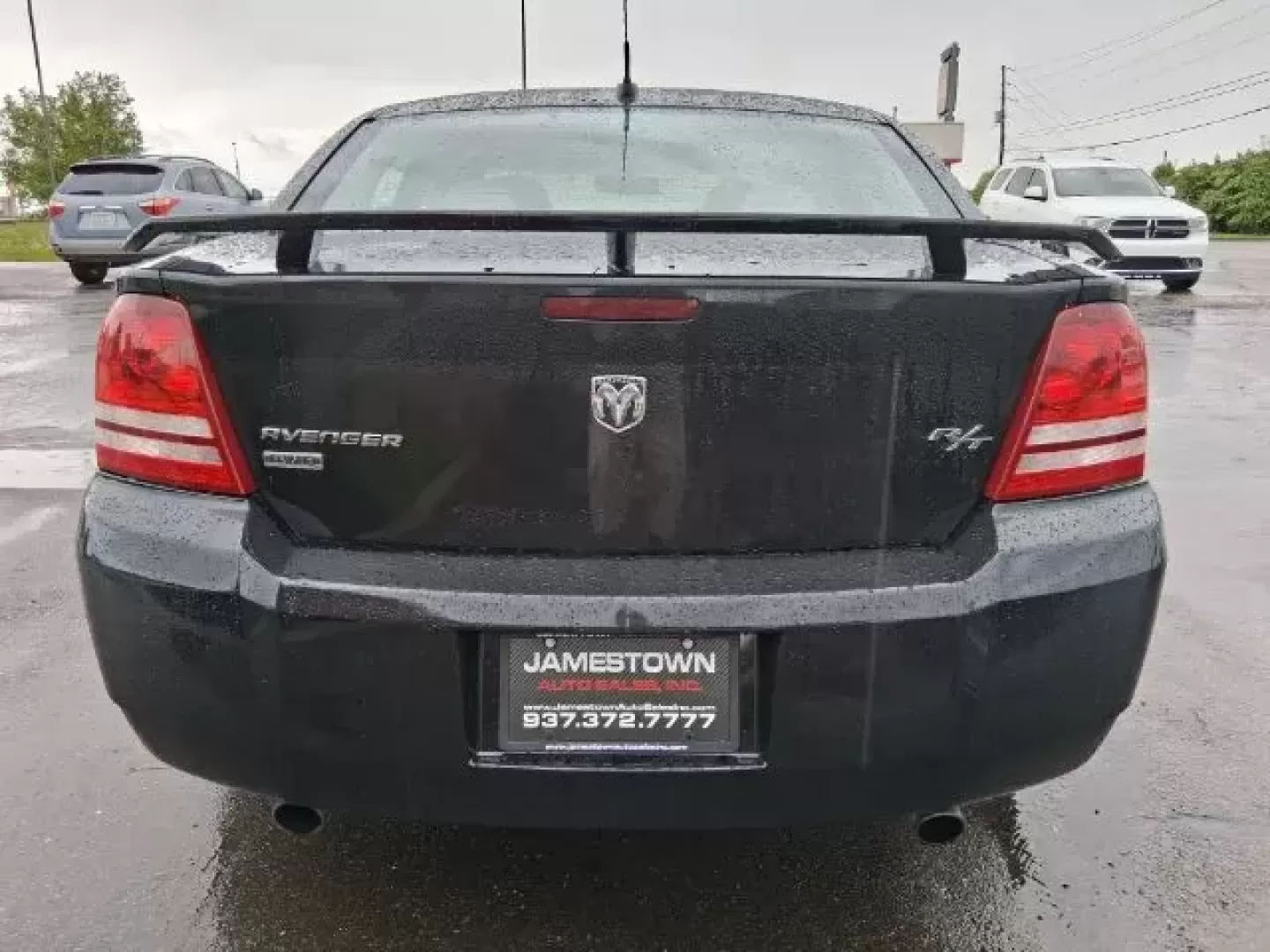 2008 Dodge Avenger R/T (1B3LD76M78N) with an 3.5L V-6 regular unleaded engine, located at 1865 W 2nd St., Xenia, OH, 45385, (937) 372-7777, 39.681259, -83.961945 - **Discover the Perfect Blend of Style and Performance with This 2008 Dodge Avenger R/T!**<br /> <br /> Are you in the market for a vehicle that seamlessly fits into your busy lifestyle? Look no further! This 2008 Dodge Avenger R/T is not just a car; it's the perfect companion for family outings, dai - Photo#6