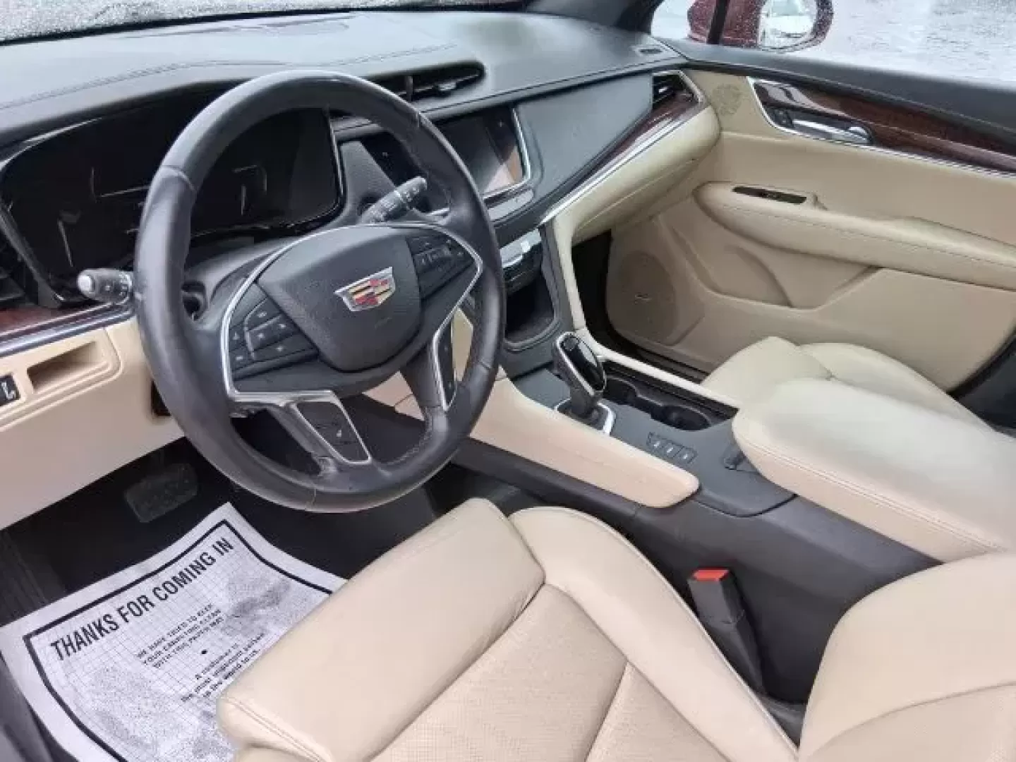 2017 Cadillac XT5 Luxury AWD (1GYKNDRS4HZ) with an 3.6L V6 DOHC 24V engine, 8-Speed Automatic transmission, located at 1865 W 2nd St., Xenia, OH, 45385, (937) 372-7777, 39.681259, -83.961945 - 2017 Cadillac XT5 Luxury AWD - Photo#27