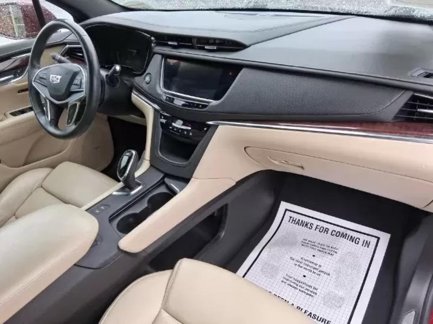 2017 Cadillac XT5 Luxury AWD (1GYKNDRS4HZ) with an 3.6L V6 DOHC 24V engine, 8-Speed Automatic transmission, located at 1865 W 2nd St., Xenia, OH, 45385, (937) 372-7777, 39.681259, -83.961945 - 2017 Cadillac XT5 Luxury AWD - Photo#29