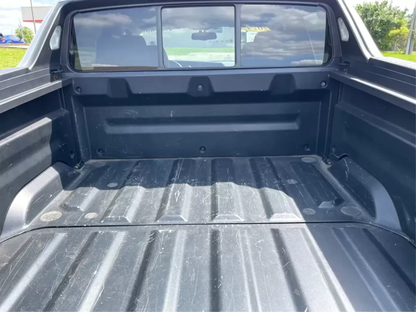 2014 Honda Ridgeline RTL-S (5FPYK1F67EB) with an 3.5L V6 SOHC 24V engine, 5-Speed Automatic transmission, located at 1865 W 2nd St., Xenia, OH, 45385, (937) 372-7777, 39.681259, -83.961945 - 2014 Honda Ridgeline RTL-S - Photo#12