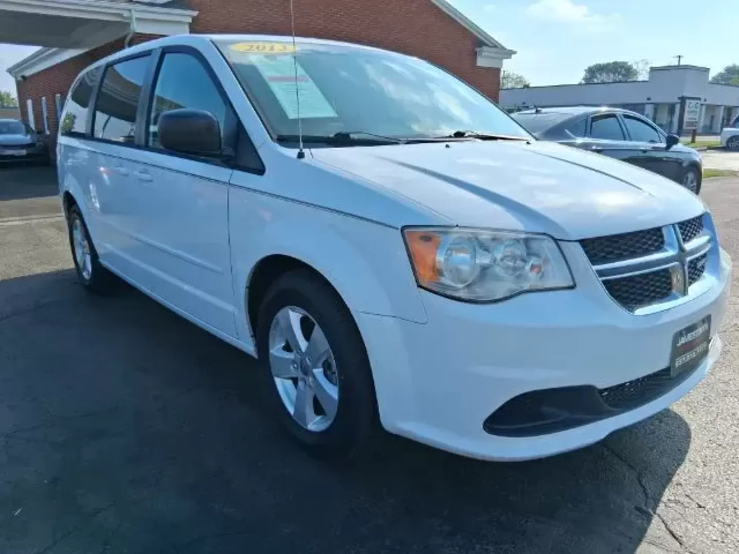 2013 Dodge Grand Caravan SE (2C4RDGBG4DR) with an 3.6L V6 DOHC 24V engine, 6-Speed Automatic transmission, located at 1865 W 2nd St., Xenia, OH, 45385, (937) 372-7777, 39.681259, -83.961945 - 2013 Dodge Grand Caravan SE - Photo#1