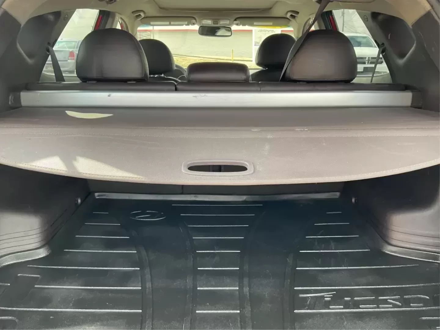 2013 Hyundai Tucson Limited (KM8JU3AC4DU) with an Theta II 2.4L I-4 DOHC engine, located at 1865 W 2nd St., Xenia, OH, 45385, (937) 372-7777, 39.681259, -83.961945 - **Explore New Adventures with the 2013 Hyundai Tucson Limited Perfect for All Lifestyles!**<br /> <br /> Are you ready to elevate your daily commutes or weekend adventures? Meet the 2013 Hyundai Tucson Limited, a versatile utility vehicle designed for families, commuters, and everyone in between. W - Photo#10