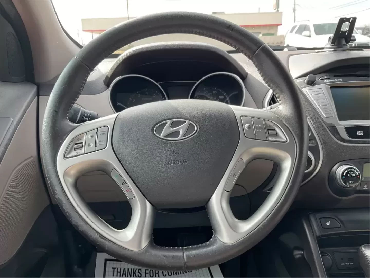 2013 Hyundai Tucson Limited (KM8JU3AC4DU) with an Theta II 2.4L I-4 DOHC engine, located at 1865 W 2nd St., Xenia, OH, 45385, (937) 372-7777, 39.681259, -83.961945 - **Explore New Adventures with the 2013 Hyundai Tucson Limited Perfect for All Lifestyles!**<br /> <br /> Are you ready to elevate your daily commutes or weekend adventures? Meet the 2013 Hyundai Tucson Limited, a versatile utility vehicle designed for families, commuters, and everyone in between. W - Photo#14