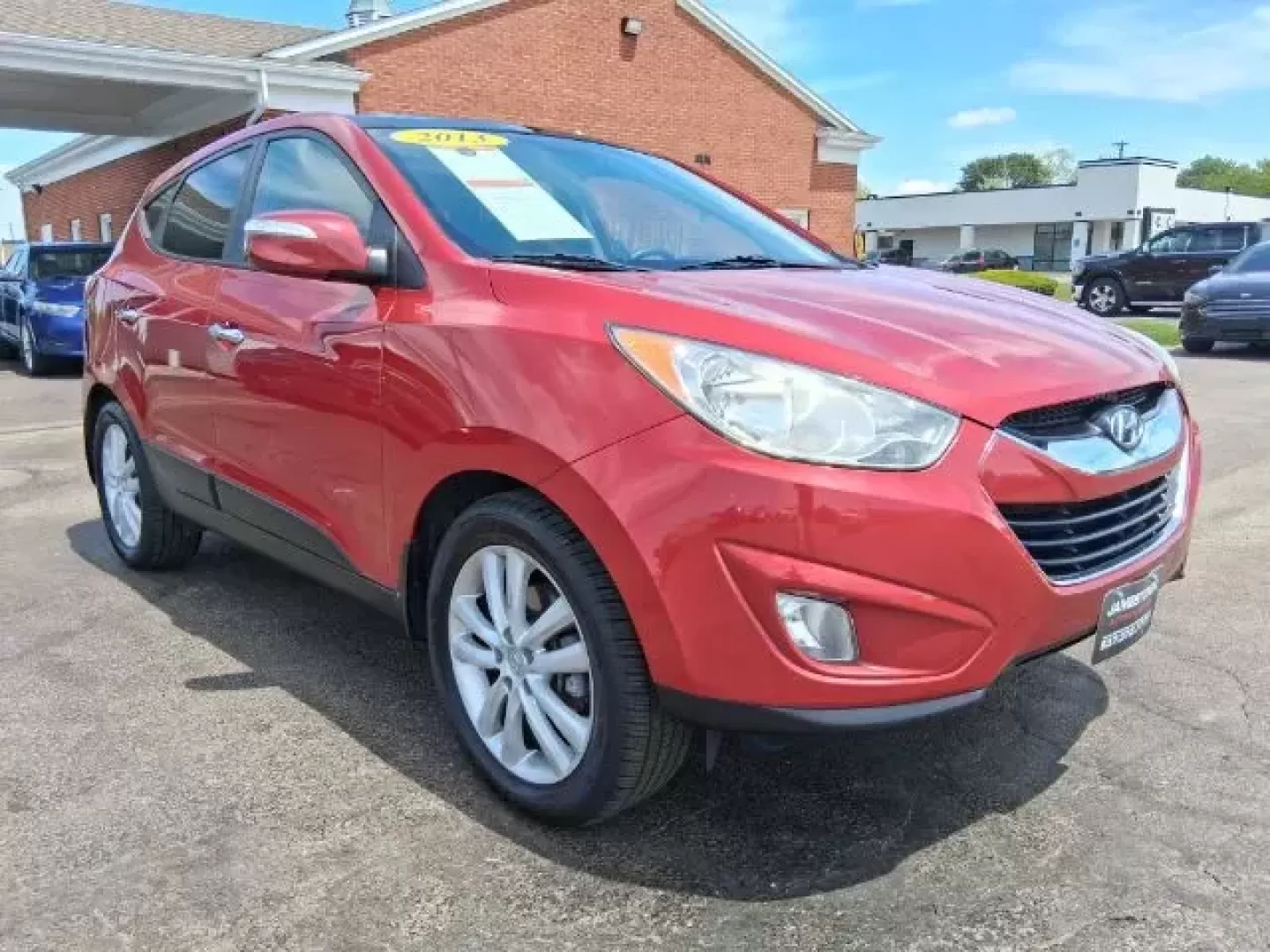 2013 Hyundai Tucson Limited (KM8JU3AC4DU) with an Theta II 2.4L I-4 DOHC engine, located at 1865 W 2nd St., Xenia, OH, 45385, (937) 372-7777, 39.681259, -83.961945 - **Explore New Adventures with the 2013 Hyundai Tucson Limited Perfect for All Lifestyles!**<br /> <br /> Are you ready to elevate your daily commutes or weekend adventures? Meet the 2013 Hyundai Tucson Limited, a versatile utility vehicle designed for families, commuters, and everyone in between. W - Photo#19