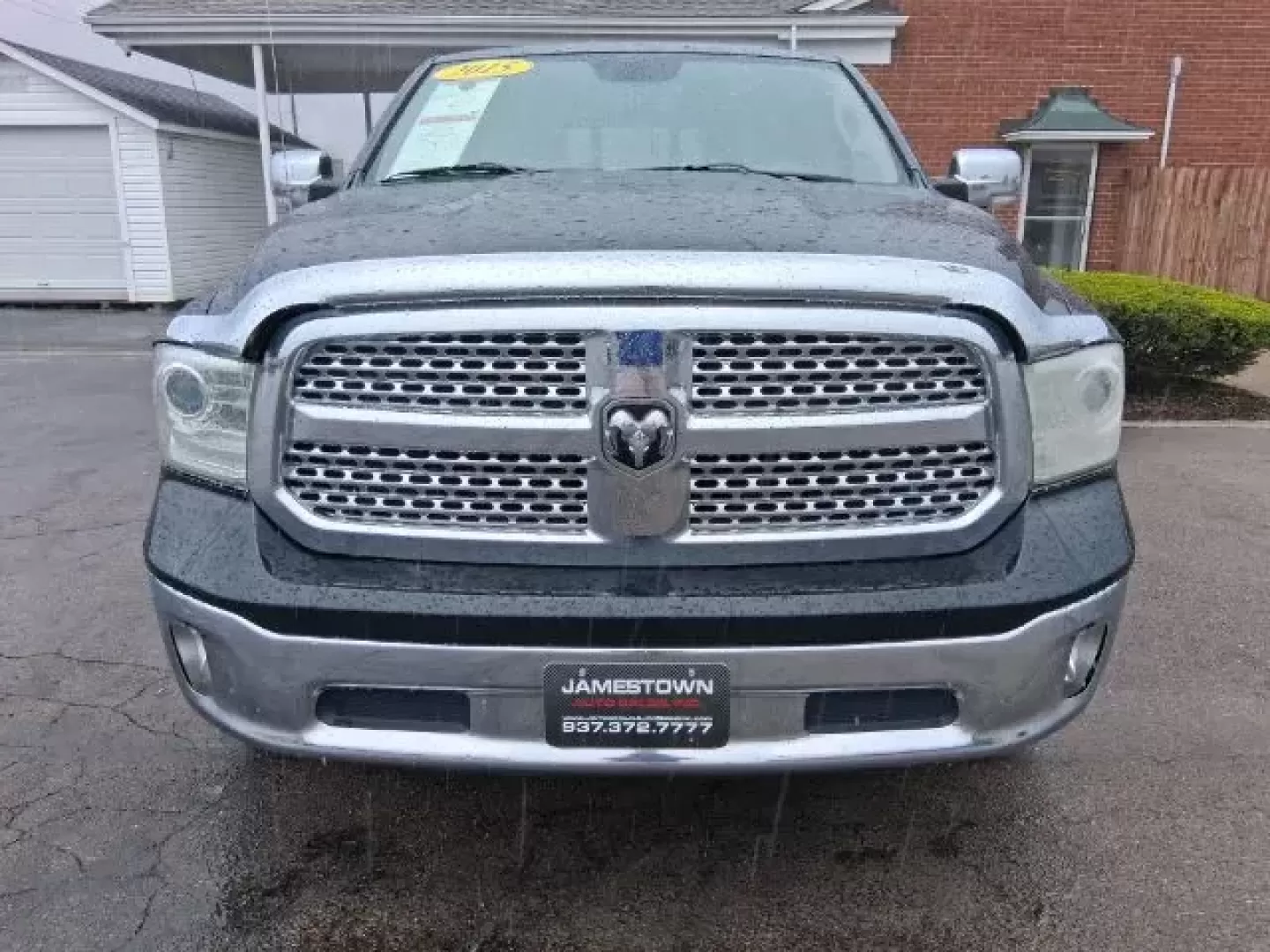 2015 Ram 1500 Laramie Crew Cab SWB 4WD (1C6RR7NT7FS) with an 5.7L V8 OHV 16V engine, 8-Speed Automatic transmission, located at 1865 W 2nd St., Xenia, OH, 45385, (937) 372-7777, 39.681259, -83.961945 - **Unlock Your Weekend Adventures with the 2015 Ram 1500 Laramie Crew Cab 4WD at Jamestown Auto Sales!**<br /> <br /> Are you ready to elevate your lifestyle with a vehicle that combines power, comfort, and versatility? Look no further than this 2015 Ram 1500 Laramie Crew Cab SWB, the ultimate truck - Photo#5