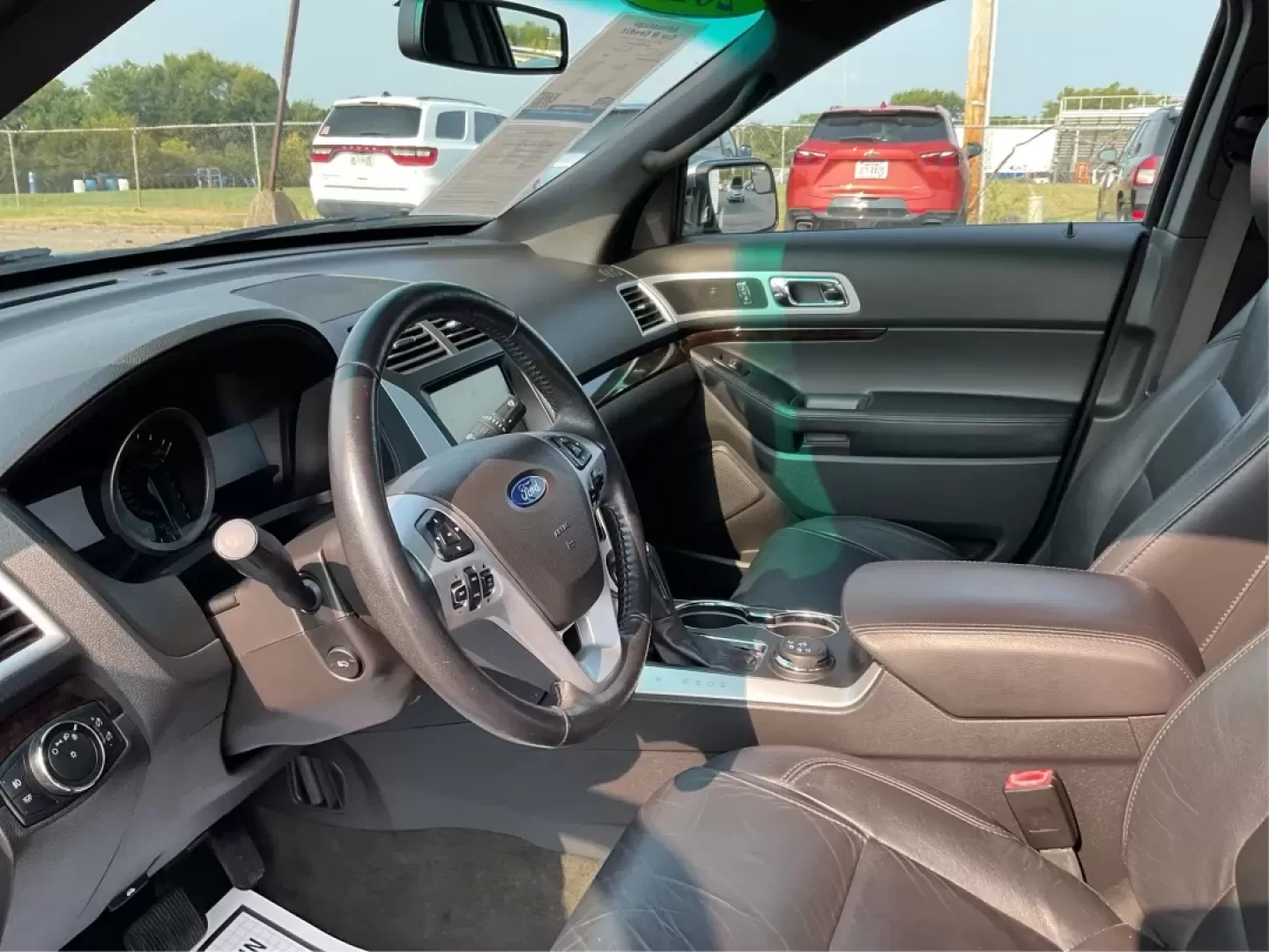 2015 Ford Explorer Limited (1FM5K8F86FG) with an 3.5L V-6 DOHC engine, located at 1865 W 2nd St., Xenia, OH, 45385, (937) 372-7777, 39.681259, -83.961945 - **Explore Your Next Adventure with the 2015 Ford Explorer Limited at Jamestown Auto Sales!**<br /> <br /> If you're seeking a versatile vehicle that meets the demands of your active lifestyle, look no further than the 2015 Ford Explorer Limited, available now at Jamestown Auto Sales in Xenia, OH. Th - Photo#22
